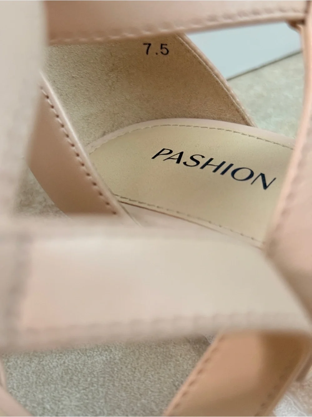 Pashion Footwear Convertible Heels Size 7.5 Sand Leather Sandals Flats